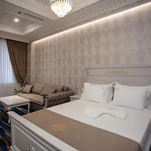 ervini-boutique.albaniahotels.org/